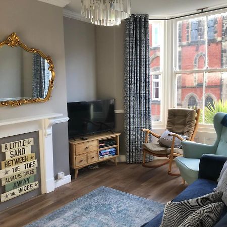 Granby House Holiday Apartments, Apartment 2, In The Old Town, Free On Street Parking Included Scarborough Extérieur photo